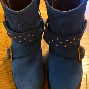 Blue suede boots